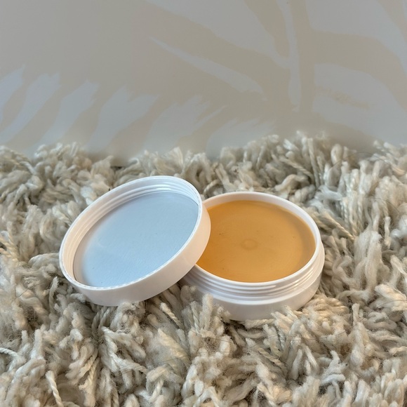 ELF C-Bright Putty Primer - Picture 2 of 2